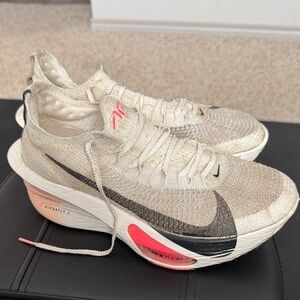 Nike Cream and Black Women's Running Shoes with Pink‎ Accents